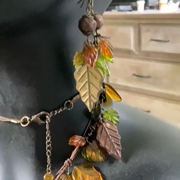 Glass Leaves and Beads Necklace and Matching Earrings - Picture 4 of 10